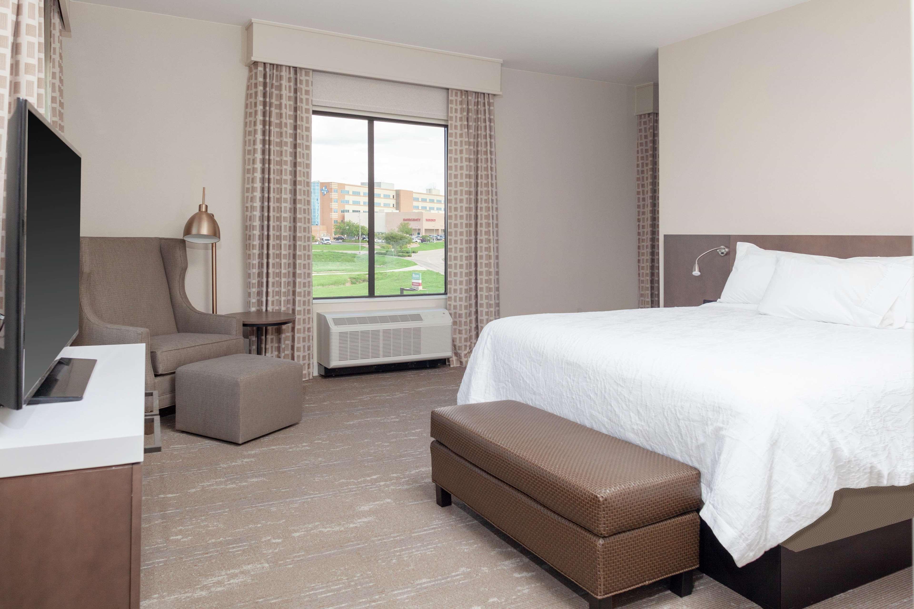 Hilton Garden Inn Уэйко Экстерьер фото