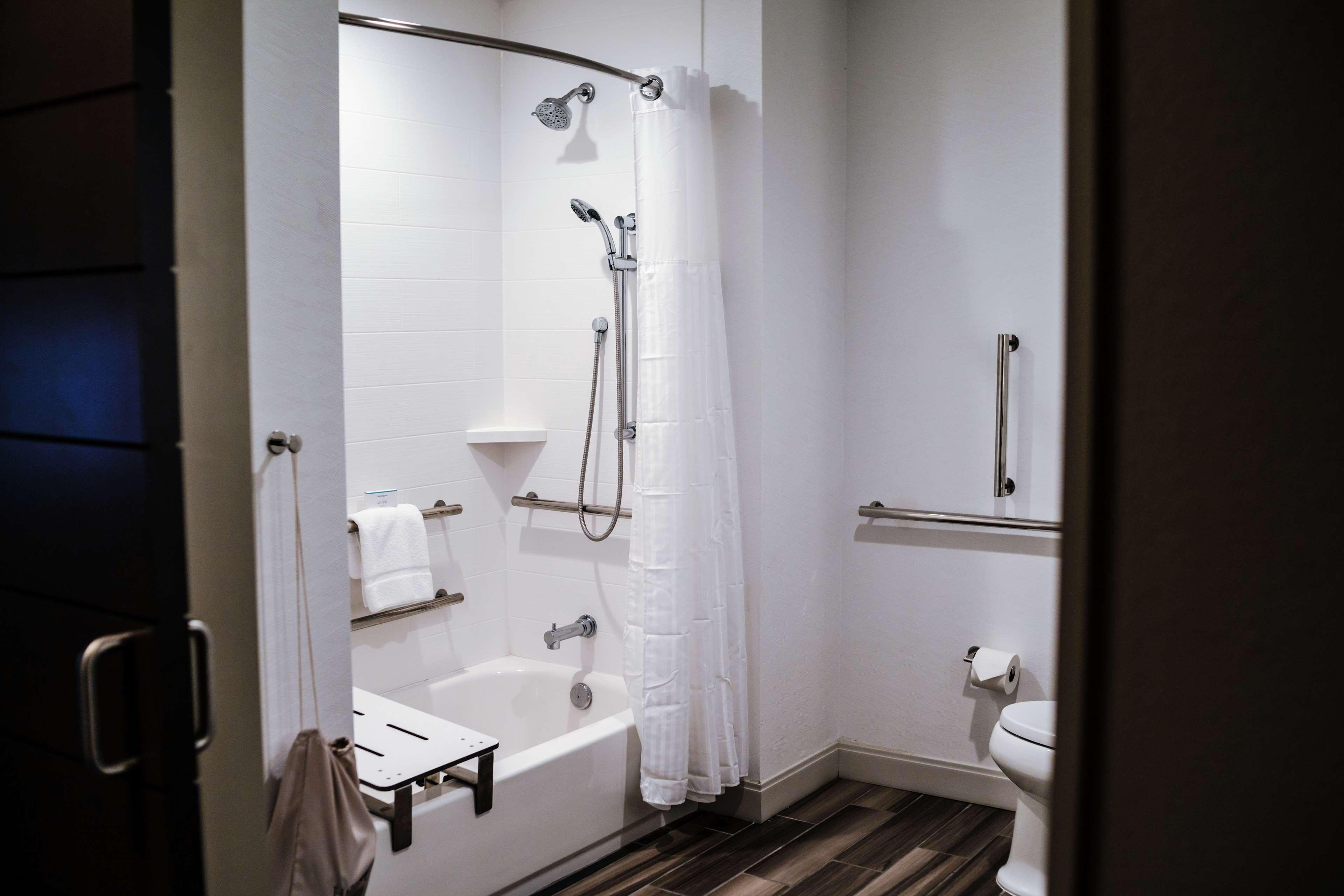 Hilton Garden Inn Уэйко Экстерьер фото