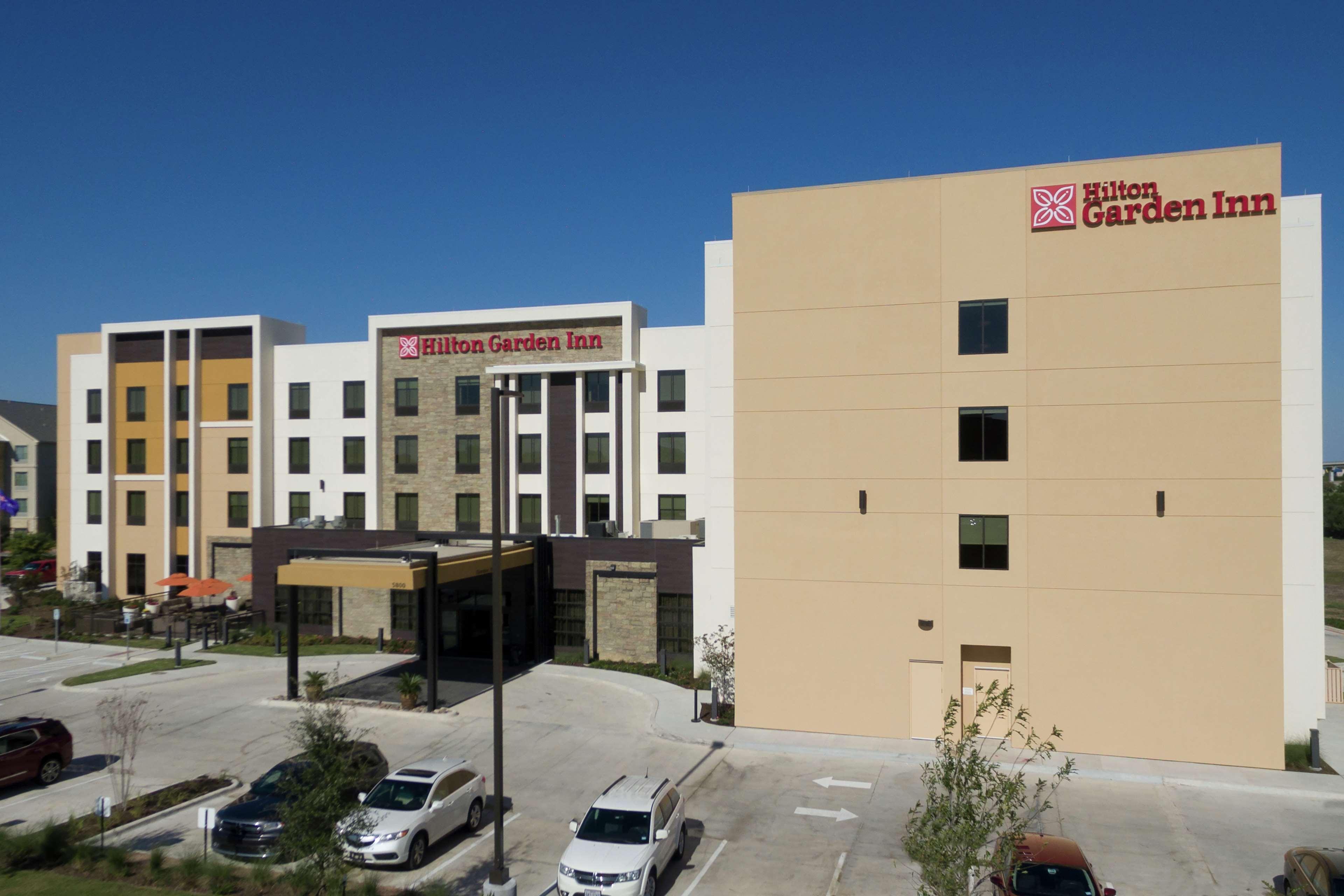 Hilton Garden Inn Уэйко Экстерьер фото