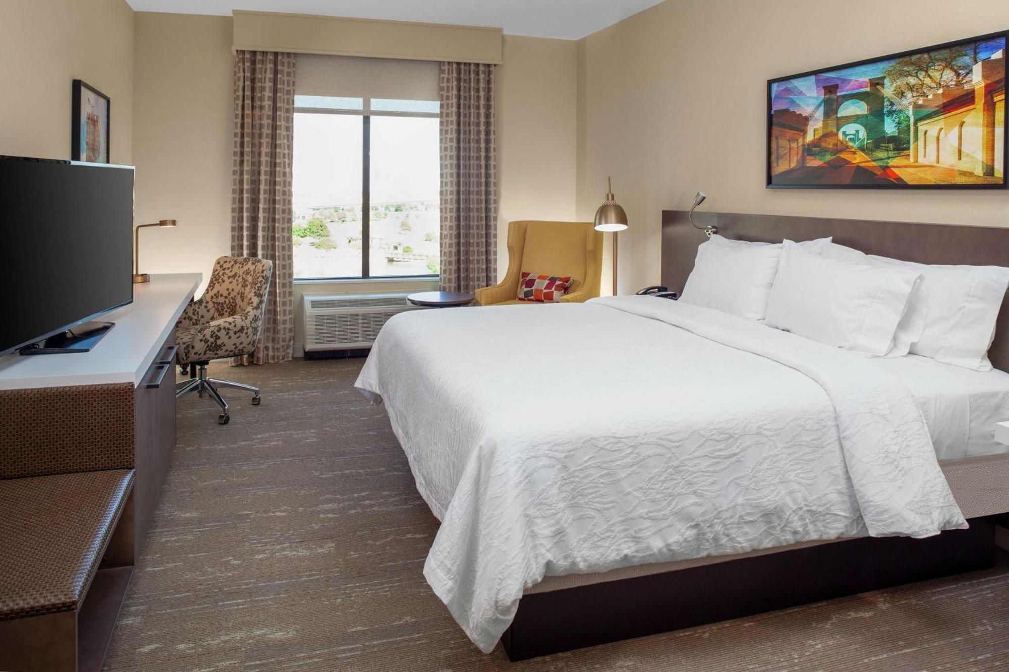 Hilton Garden Inn Уэйко Экстерьер фото